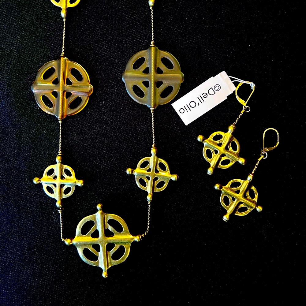 Goldtone Pompeii Station Necklace & Earring Set